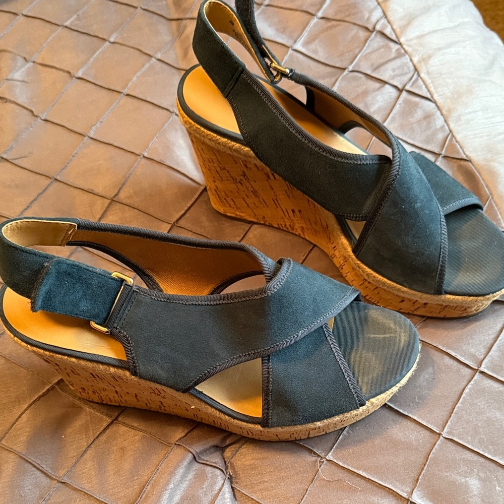 Franco Sarto Black and Tan Wedge Sandals